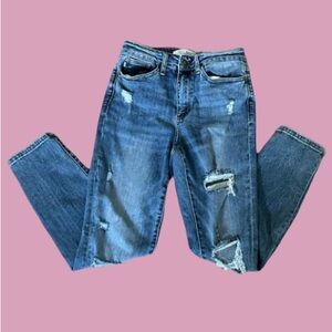 💙 JUDY BLUE LOS ANGELES 💙 DENIM! HIGH QUALITY DESIGNER JEANS!! TRENDING RN 💙
